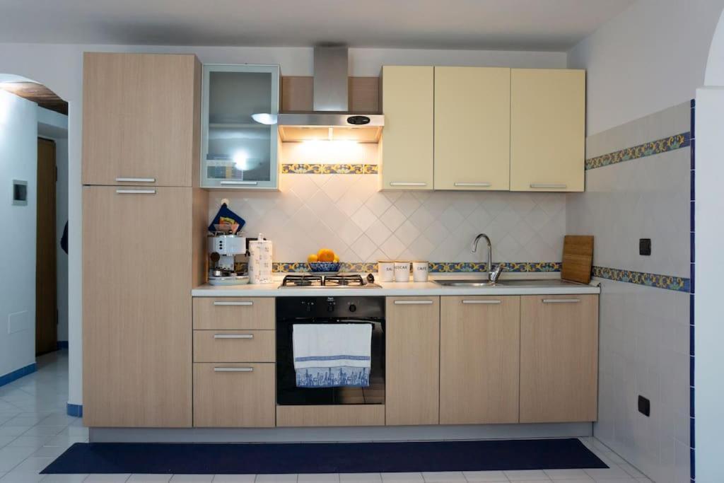Peonia Blu Apartment Salerno Buitenkant foto