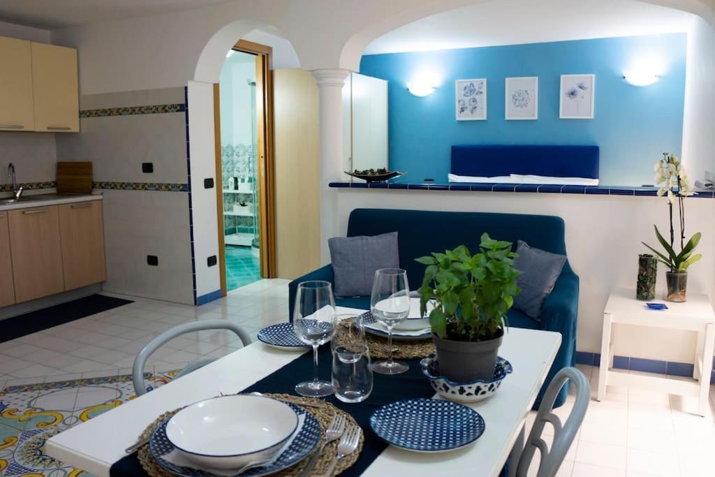 Peonia Blu Apartment Salerno Buitenkant foto
