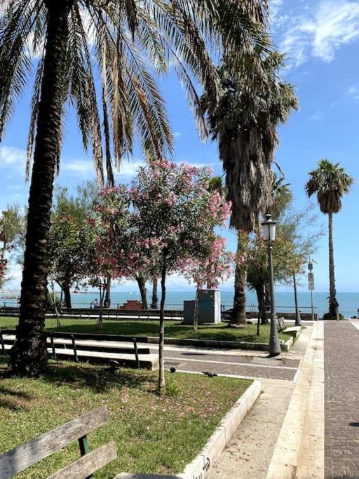Peonia Blu Apartment Salerno Buitenkant foto