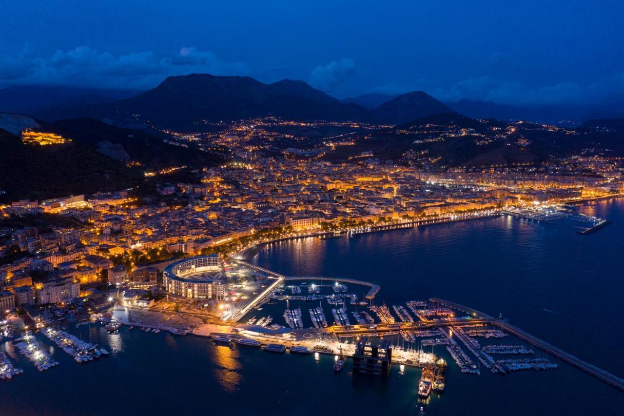 Peonia Blu Apartment Salerno Buitenkant foto