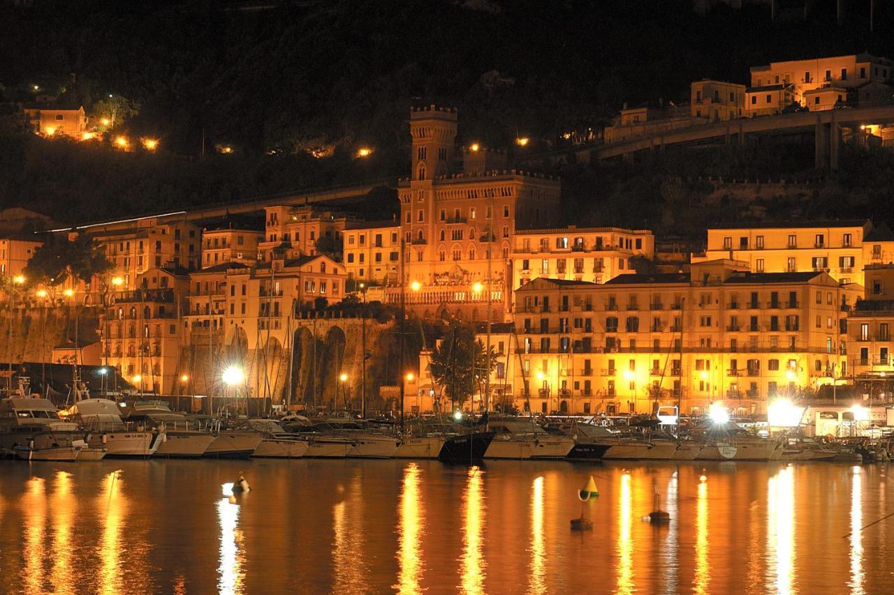 Peonia Blu Apartment Salerno Buitenkant foto