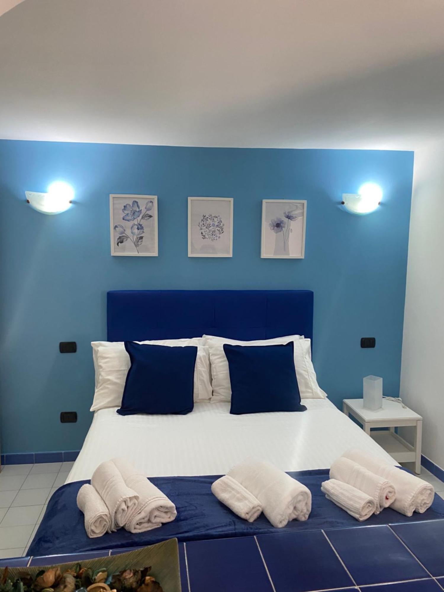 Peonia Blu Apartment Salerno Buitenkant foto